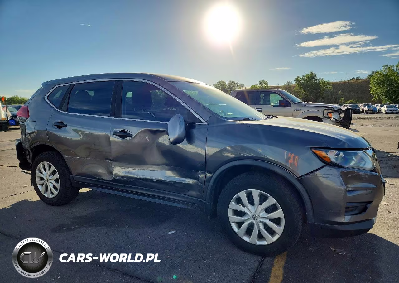 2018 Nissan Rogue S VIN:KNMAT2MV4JP503777 - 4