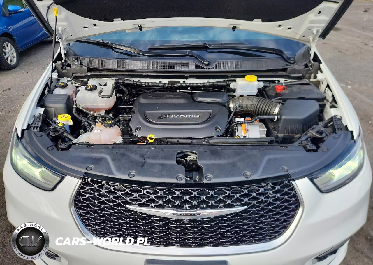 2023 Chrysler Pacifica Hybrid Pinnacle VIN:2C4RC1N79PR595506 - 12