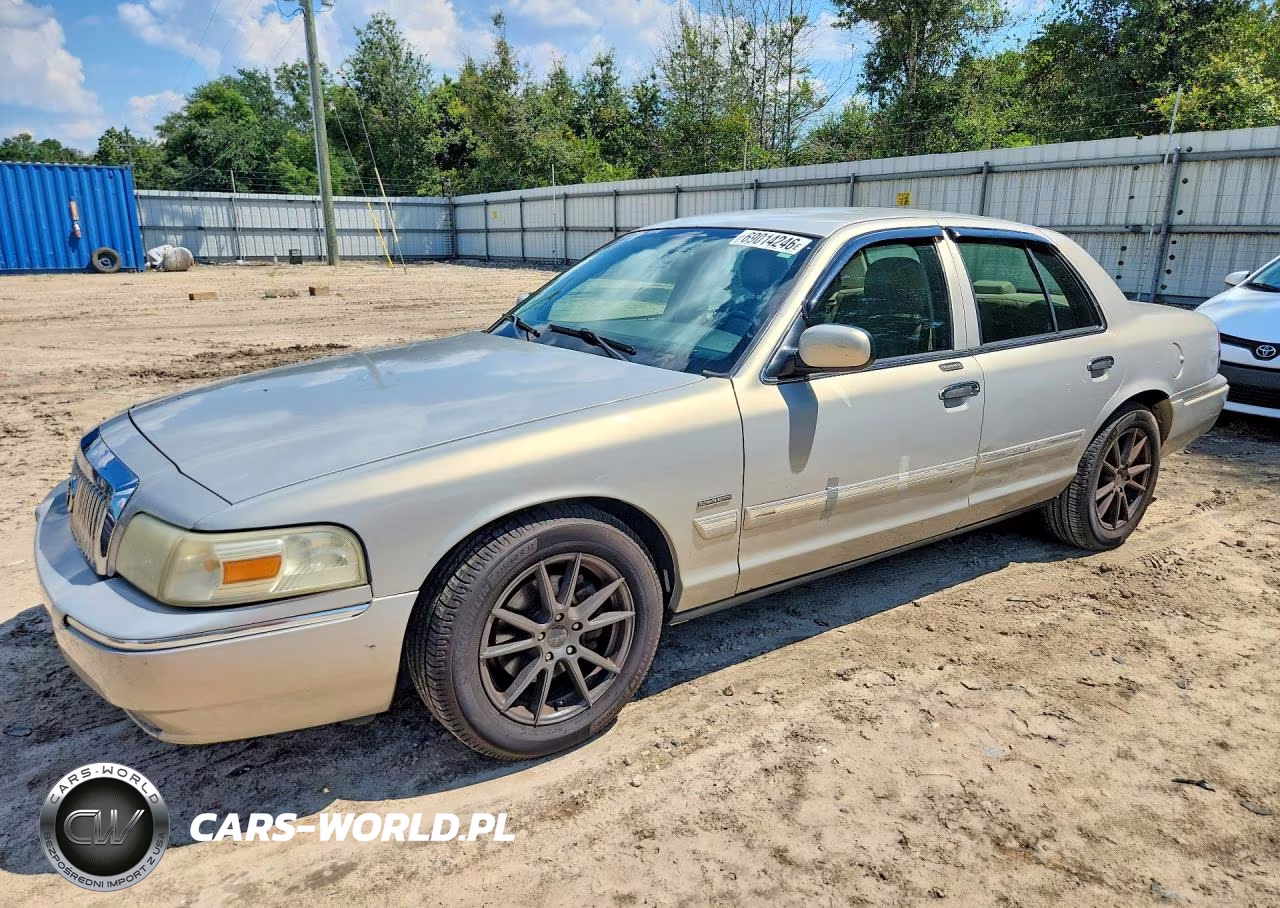 2010 Mercury Grand Marquis Ls VIN:2MEBM7FV1AX605722 - 1
