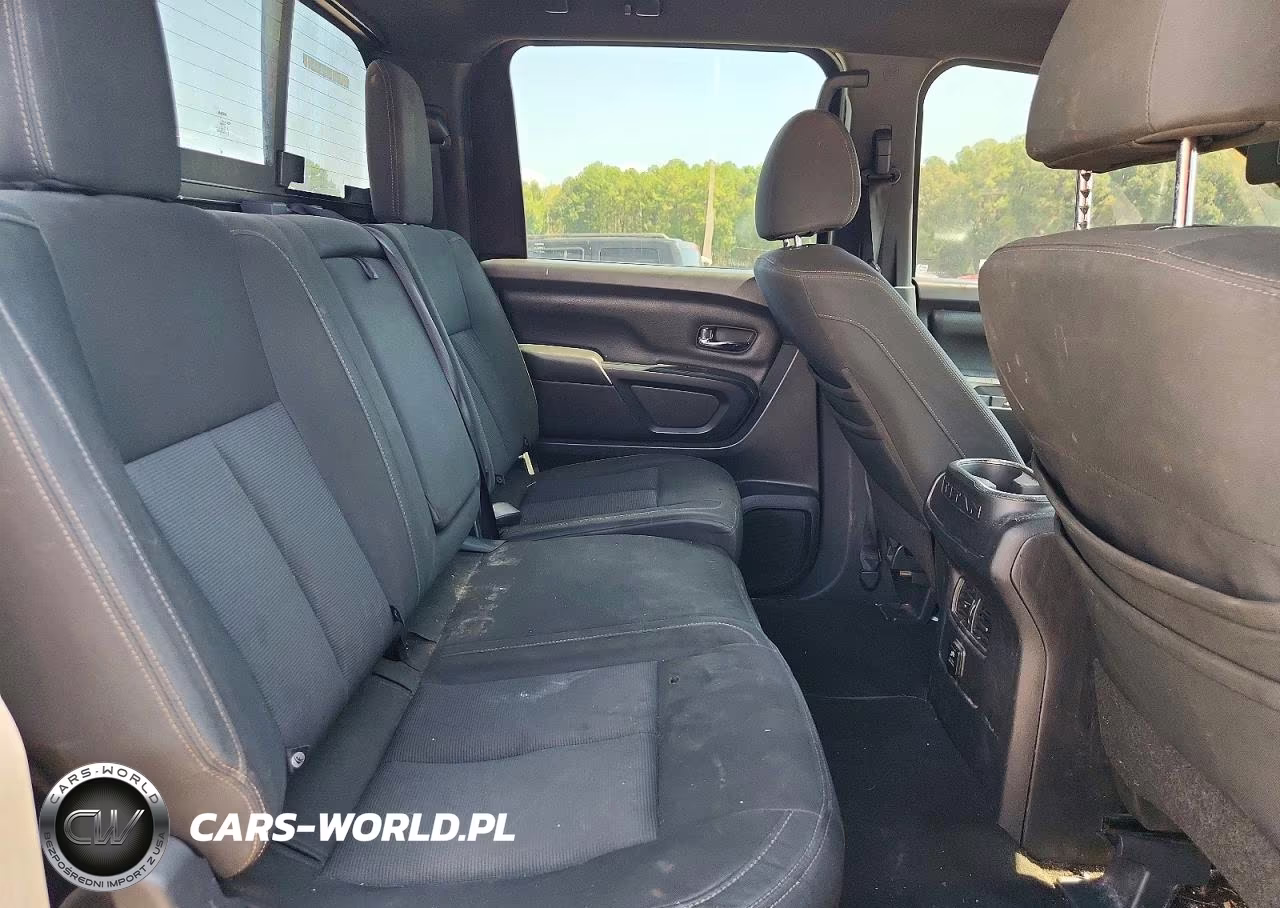 2018 Nissan Titan Sv VIN:1N6AA1E64JN534379 - 10