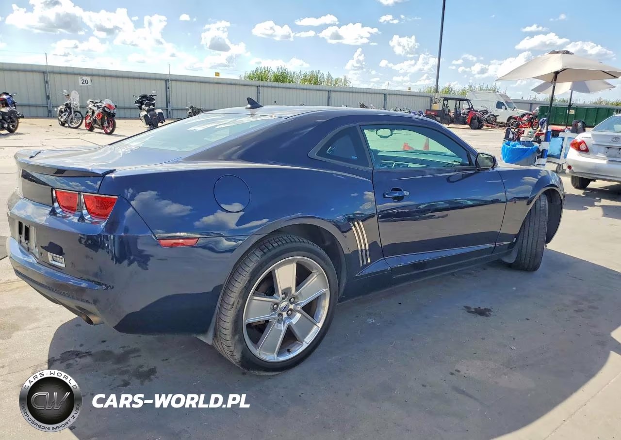 2011 Chevrolet Camaro Lt VIN:2G1FC1ED3B9119620 - 3