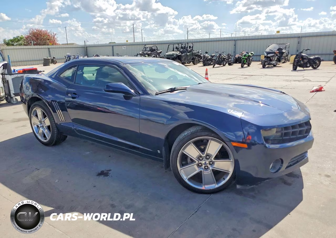 2011 Chevrolet Camaro Lt VIN:2G1FC1ED3B9119620 - 4