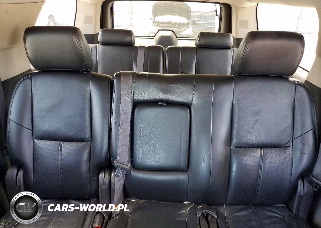2011 Chevrolet Suburban K1500 Ls VIN:1GNSKHE37BR177977 - 10
