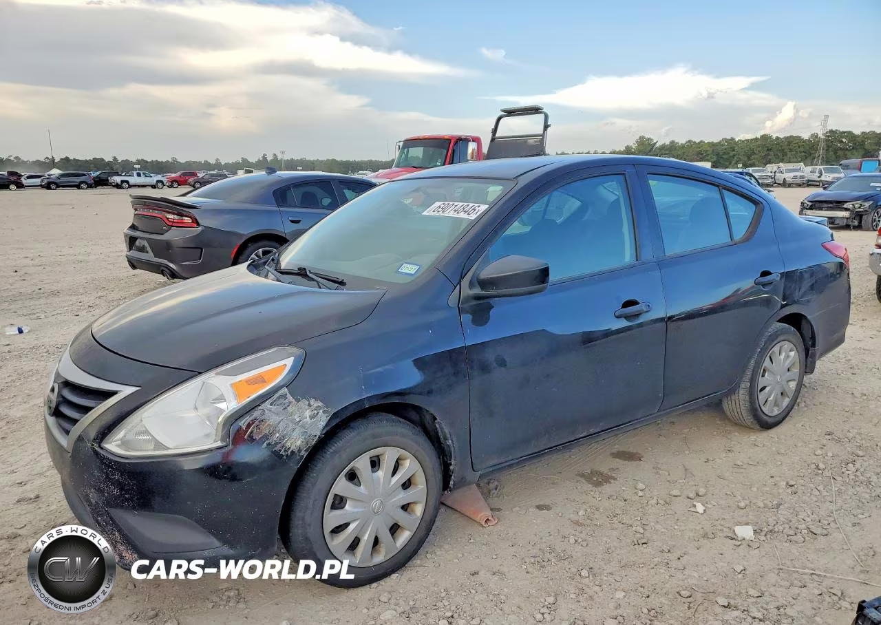 2018 Nissan Versa S Plus