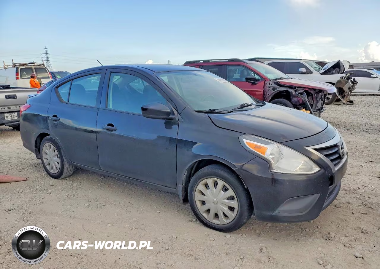 2018 Nissan Versa S Plus VIN:3N1CN7AP3JL852692 - 5