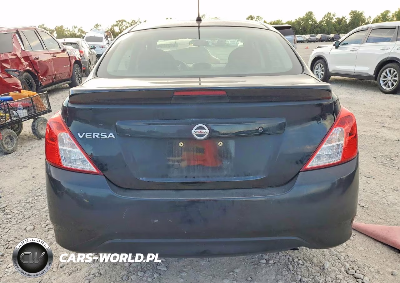 2018 Nissan Versa S Plus VIN:3N1CN7AP3JL852692 - 8