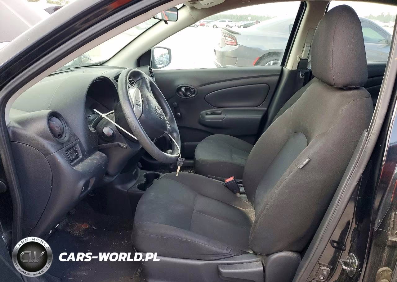 2018 Nissan Versa S Plus VIN:3N1CN7AP3JL852692 - 9