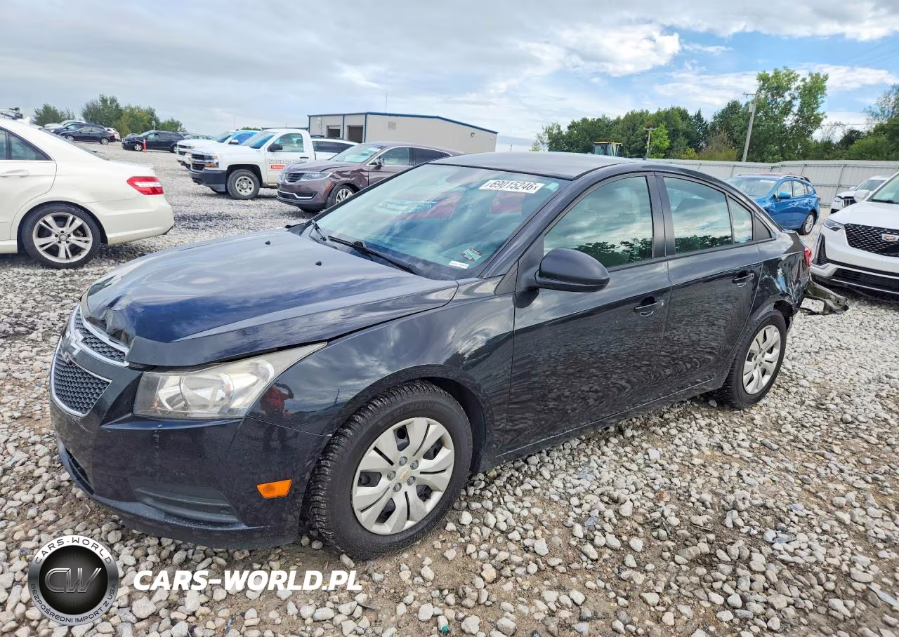 2014 Chevrolet Cruze Ls VIN:1G1PA5SH9E7477089 - 1