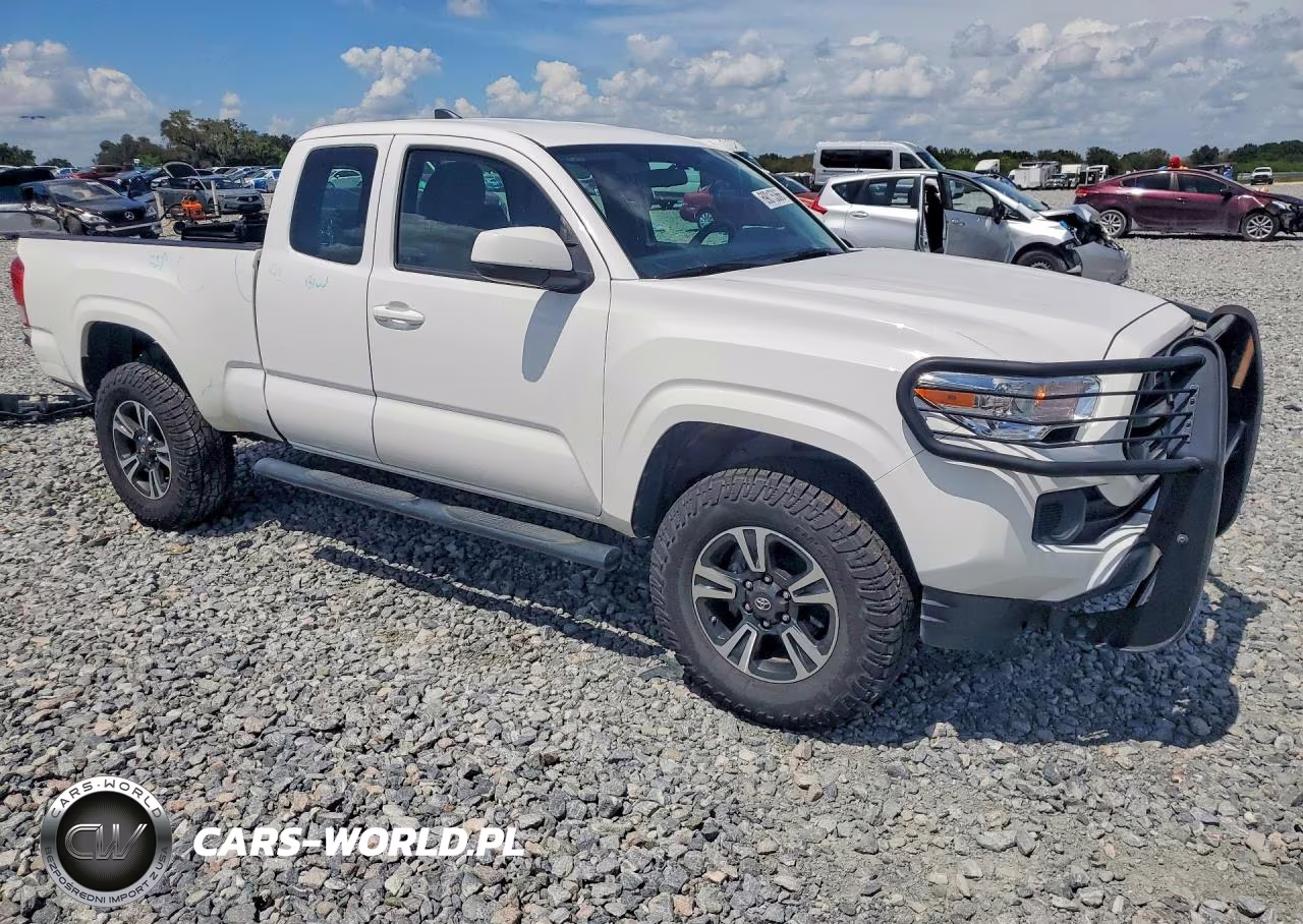 2017 Toyota Tacoma Sr VIN:5TFSX5EN4HX056015 - 4