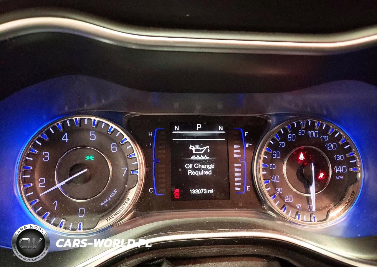 2017 Chrysler 200 Limited VIN:1C3CCCABXHN504077 - 9