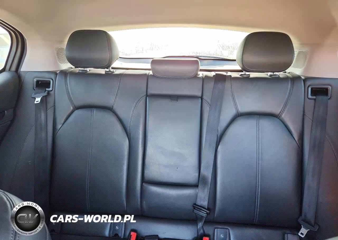 2018 Alfa Romeo Stelvio VIN:ZASFAKAN3J7B80331 - 10
