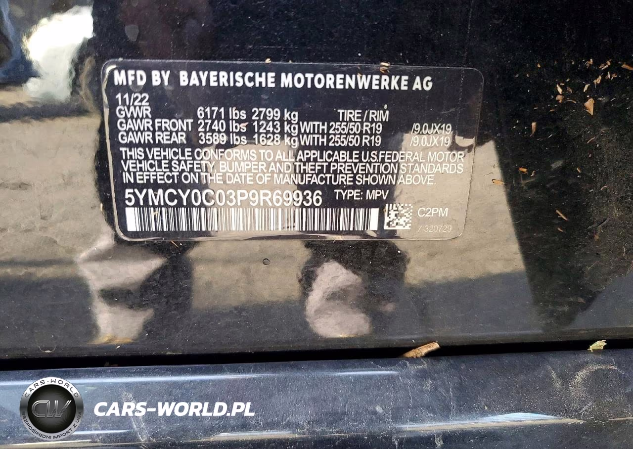 2023 BMW X6 M VIN:5YMCY0C03P9R69936 - 13