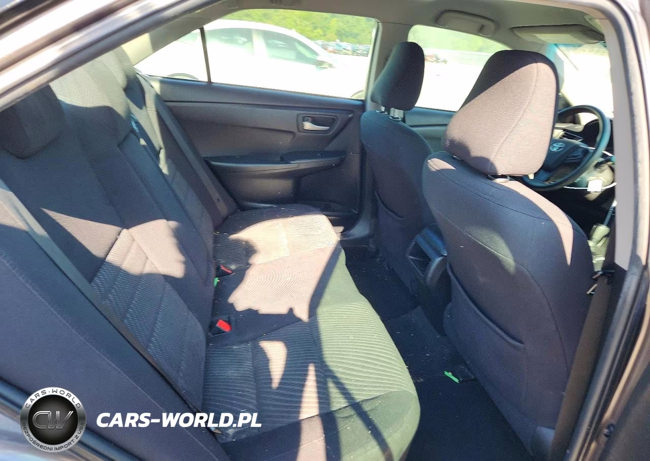 2015 Toyota Camry Le VIN:4T1BF1FK3FU892120 - 10