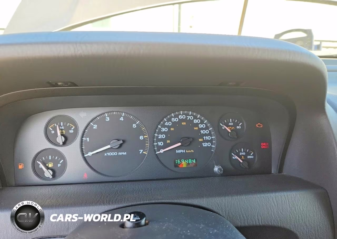 2002 Jeep Grand Cherokee Laredo VIN:1J4GW48S92C139419 - 9