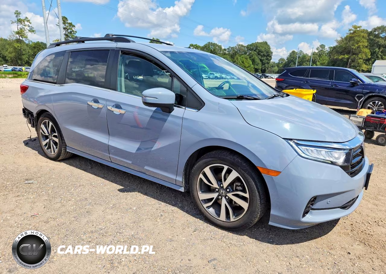 2023 Honda Odyssey Touring VIN:5FNRL6H86PB018865 - 4