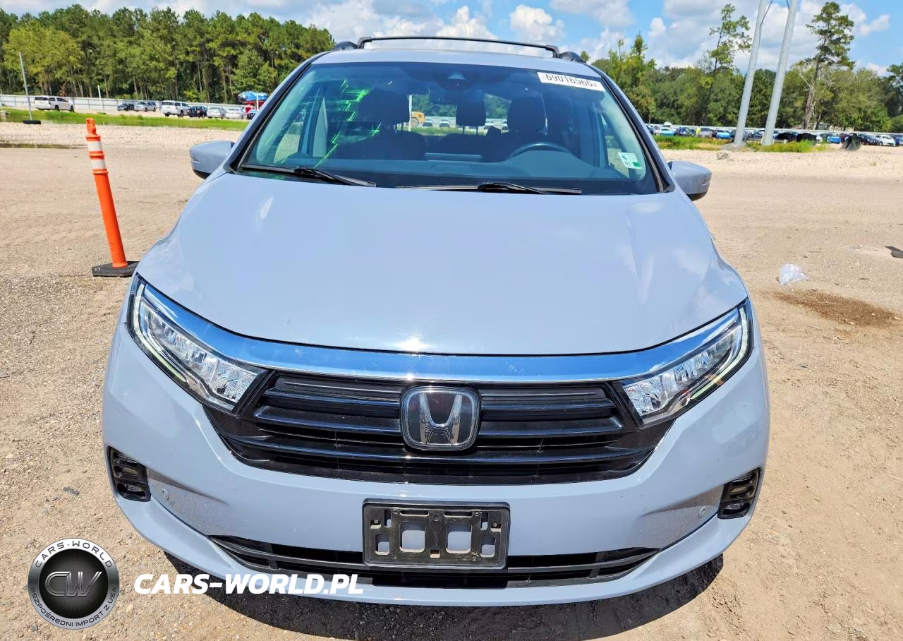 2023 Honda Odyssey Touring VIN:5FNRL6H86PB018865 - 5