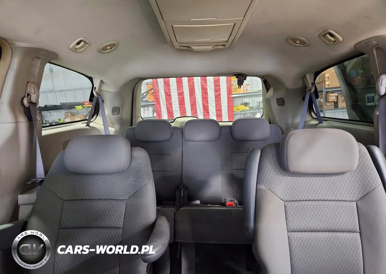 2010 Chrysler Town & Country Touring VIN:2A4RR5D10AR153122 - 10
