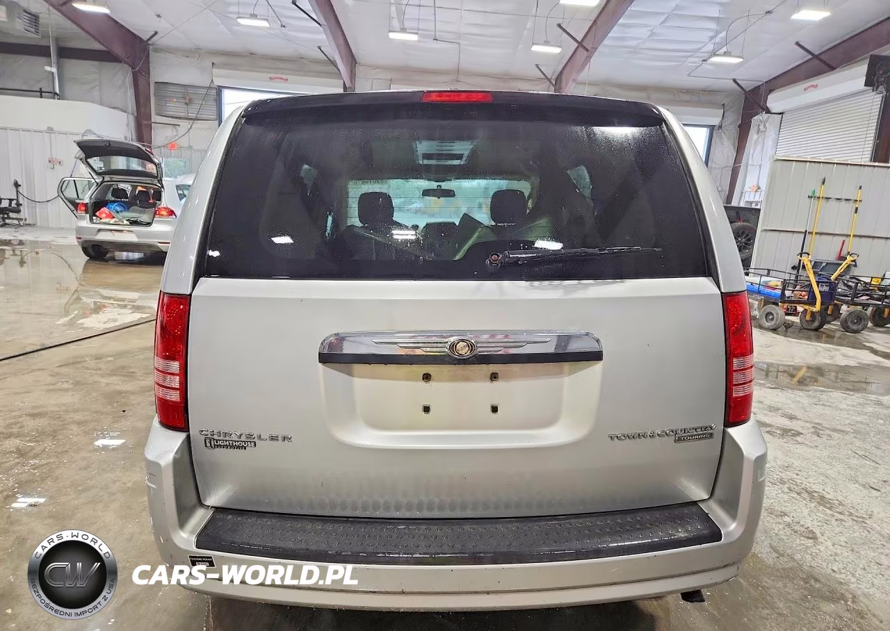 2010 Chrysler Town & Country Touring VIN:2A4RR5D10AR153122 - 6