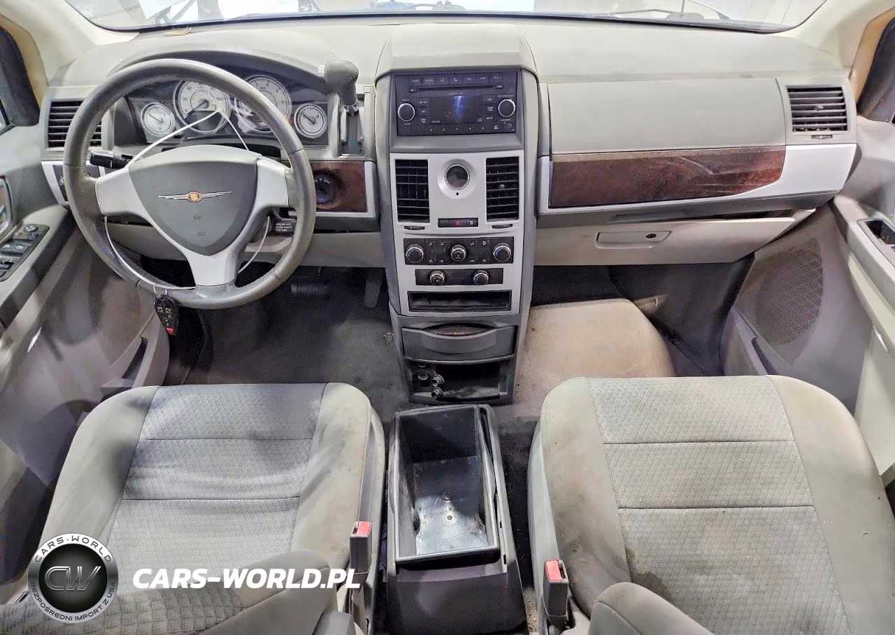 2010 Chrysler Town & Country Touring VIN:2A4RR5D10AR153122 - 8
