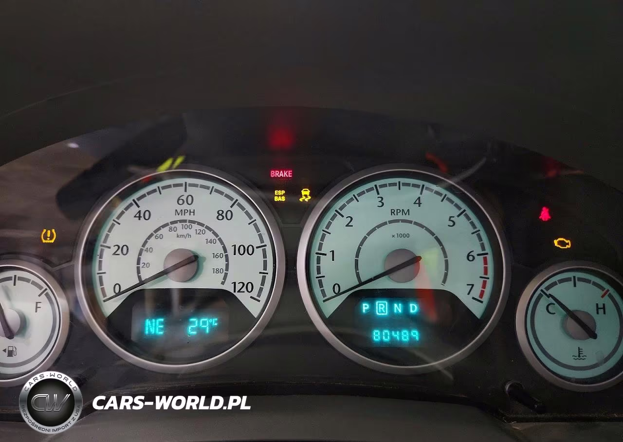 2010 Chrysler Town & Country Touring VIN:2A4RR5D10AR153122 - 9