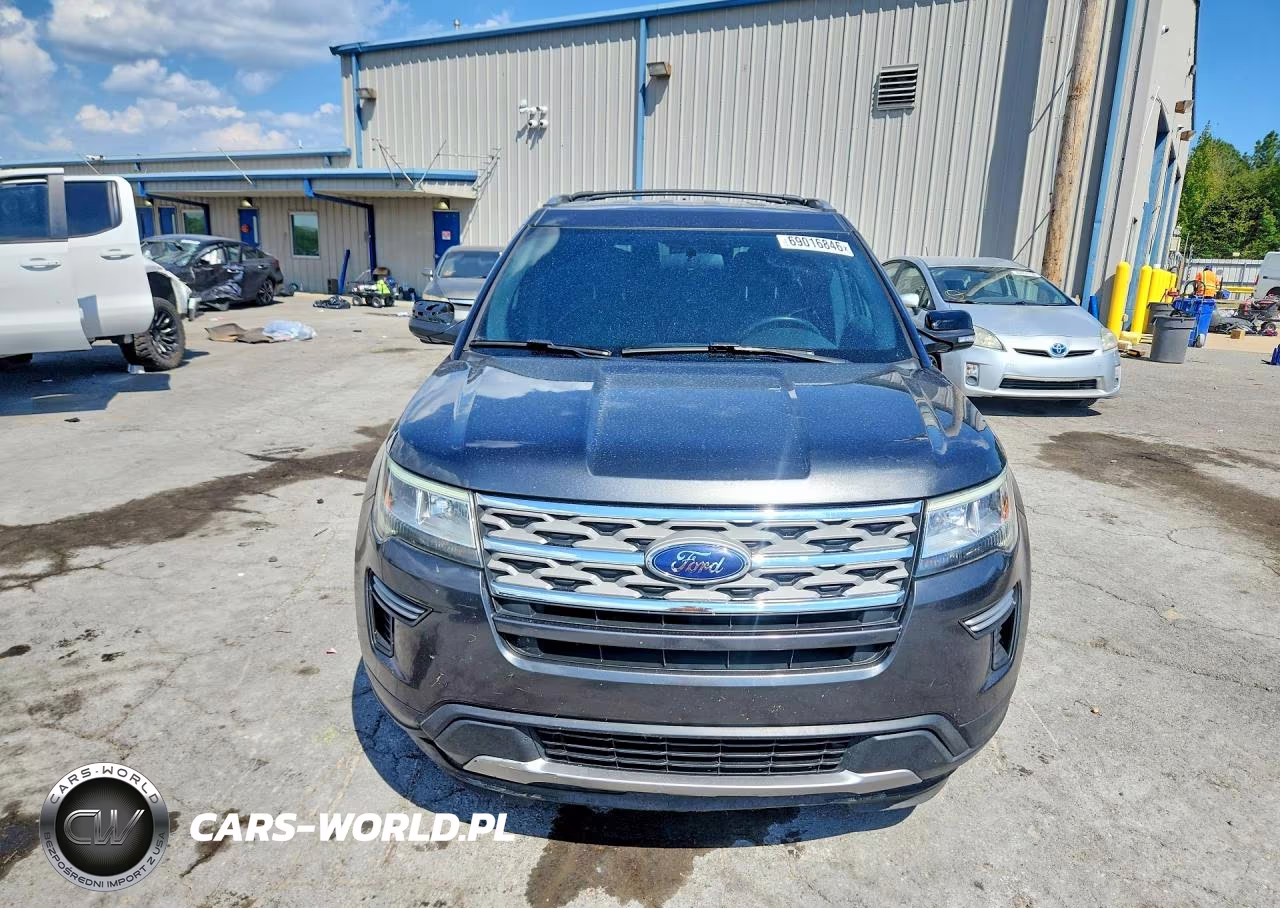 2018 Ford Explorer Xlt VIN:1FM5K7D82JGA87882 - 5