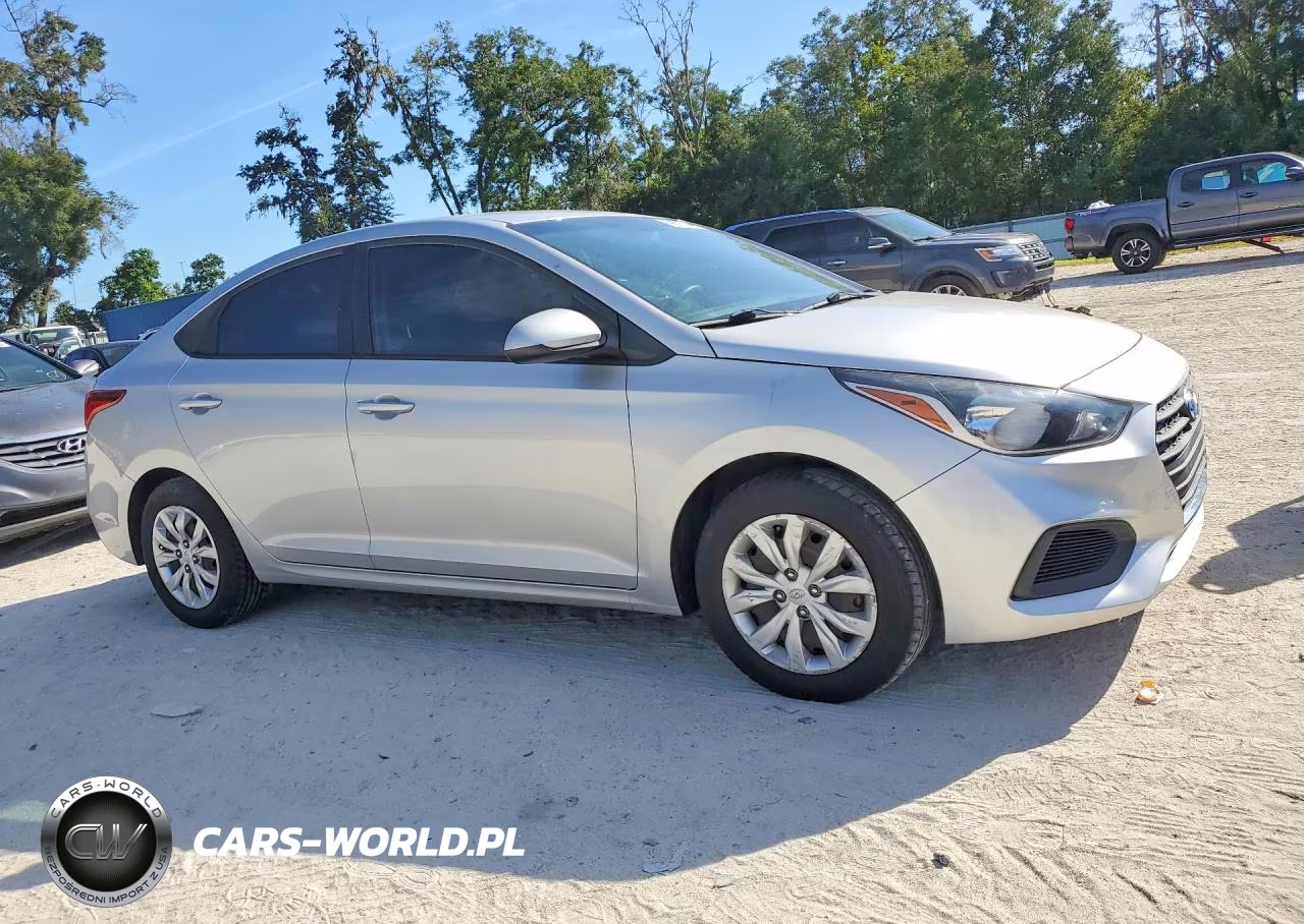 2019 Hyundai Accent Se VIN:3KPC24A36KE071141 - 4