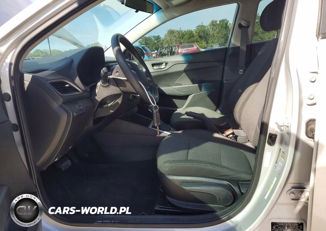 2019 Hyundai Accent Se VIN:3KPC24A36KE071141 - 7