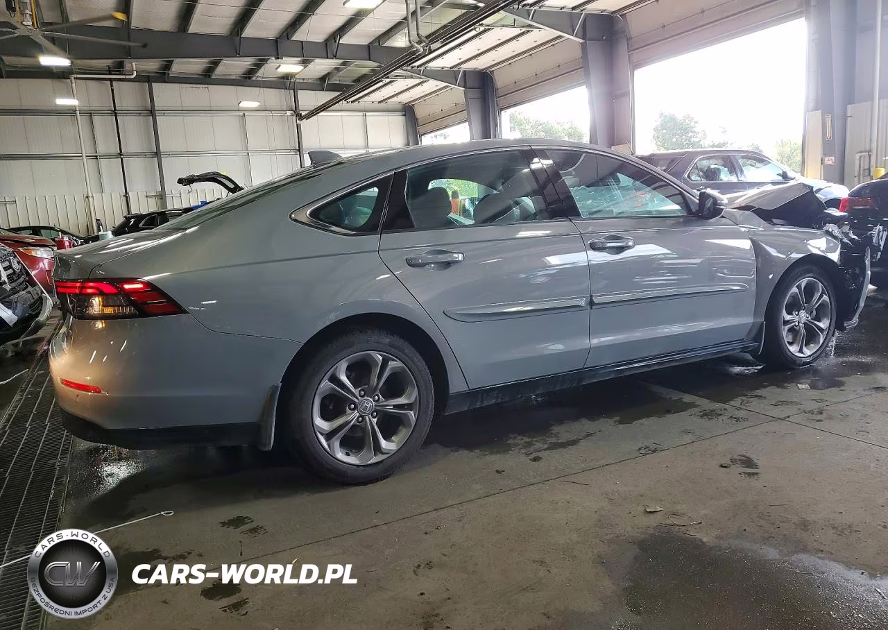 2024 Honda Accord Hybrid Exl VIN:1HGCY2F64RA010679 - 3