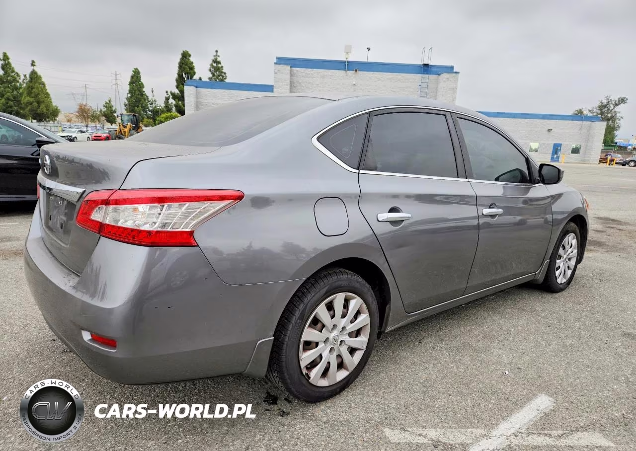 2015 Nissan Sentra S VIN:3N1AB7AP2FY294523 - 3