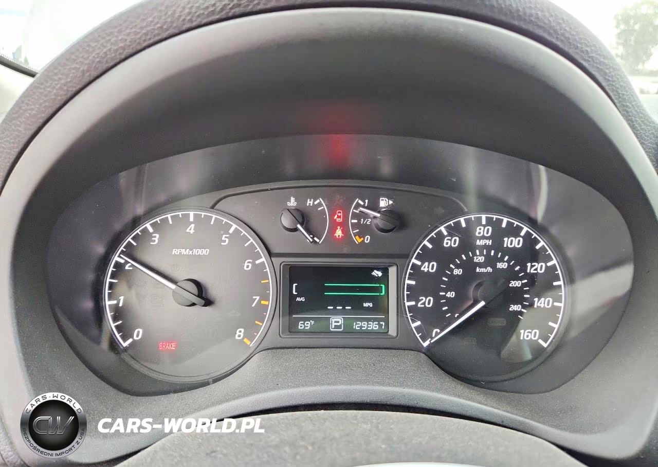 2015 Nissan Sentra S VIN:3N1AB7AP2FY294523 - 9