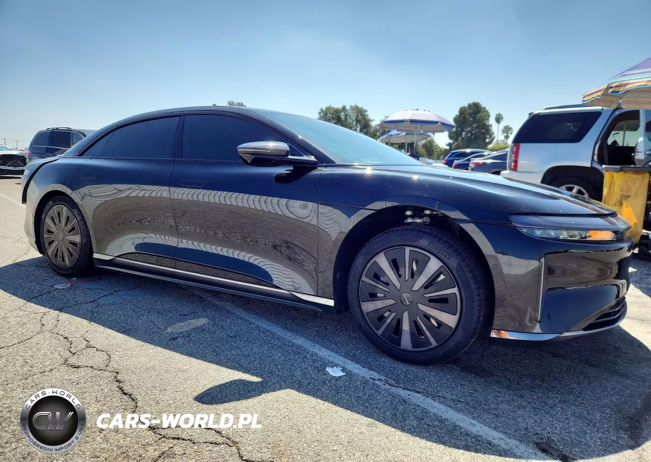 2025 Lucid Motors Air Pure VIN:50EA1PGA3SA001581 - 4