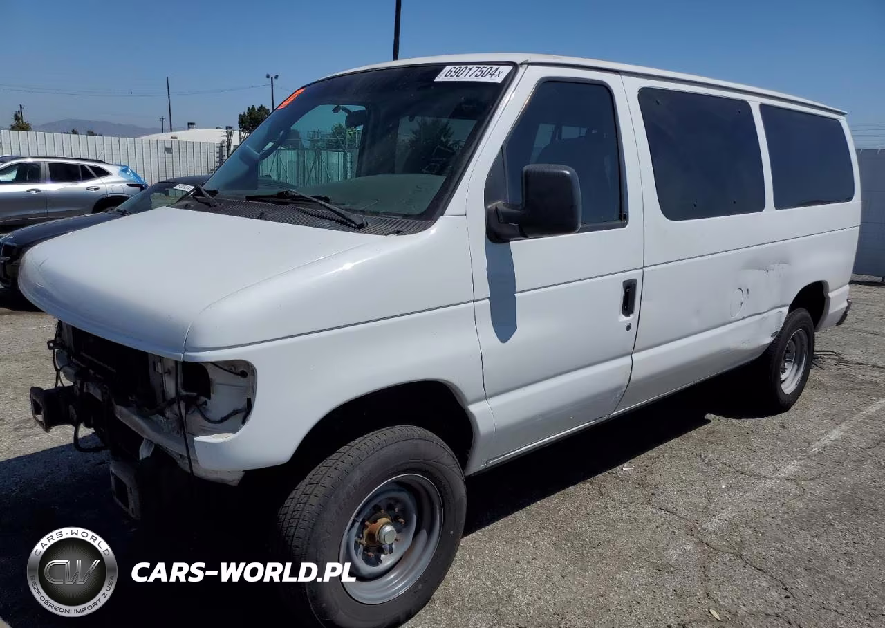 2004 Ford Econoline E350 Super Duty Wagon