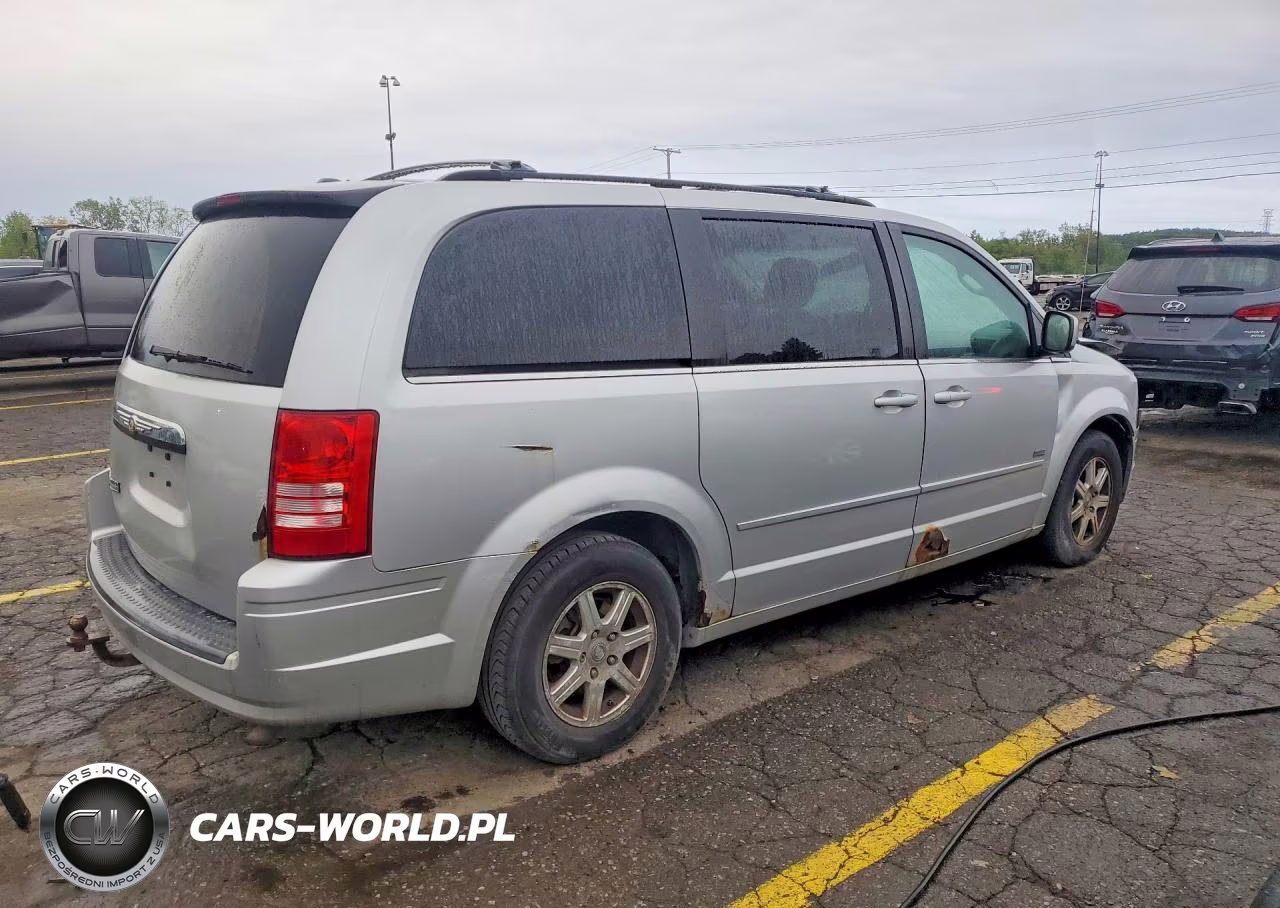 2008 Chrysler Town & Country Touring VIN:2A8HR54P88R834914 - 3