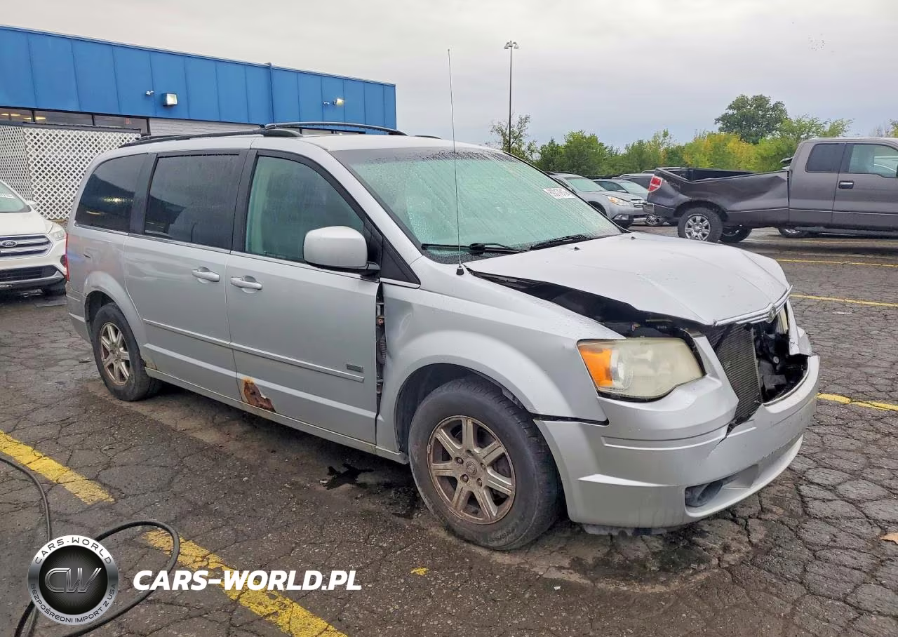 2008 Chrysler Town & Country Touring VIN:2A8HR54P88R834914 - 4