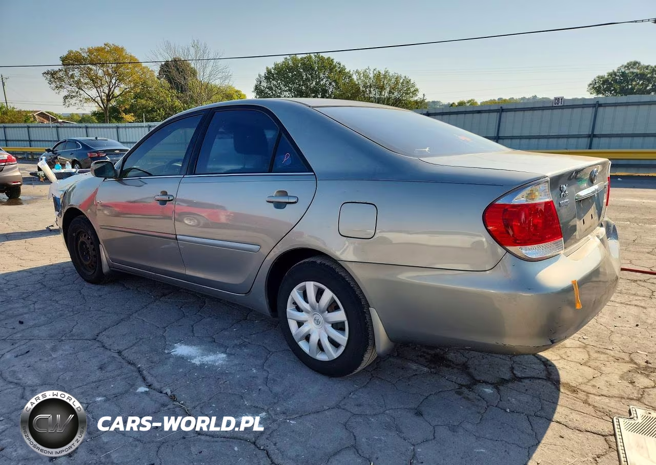 2005 Toyota Camry Le VIN:4T1BE32K95U636390 - 2
