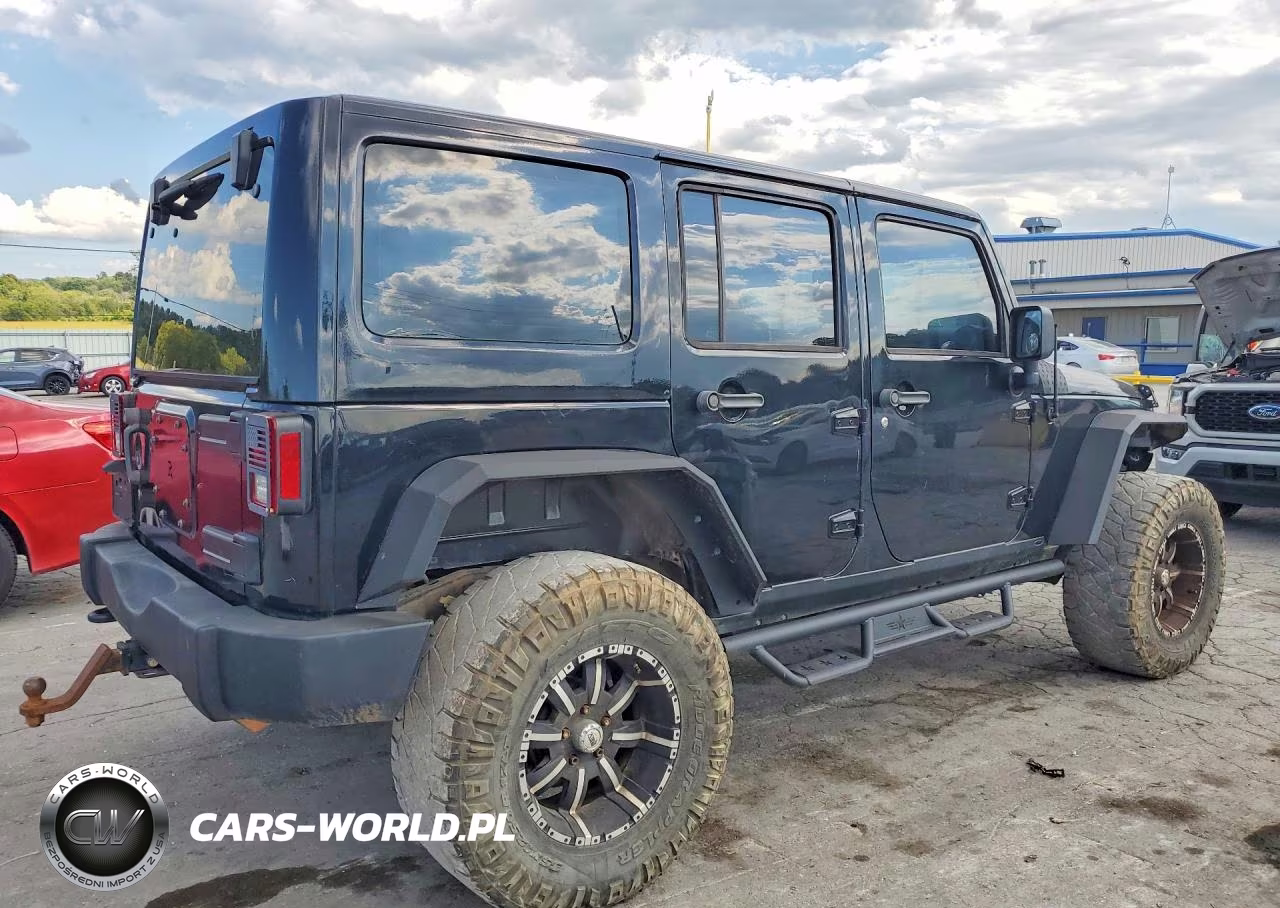 2011 Jeep Wrangler Unlimited Sport VIN:1J4BA3H15BL579244 - 3