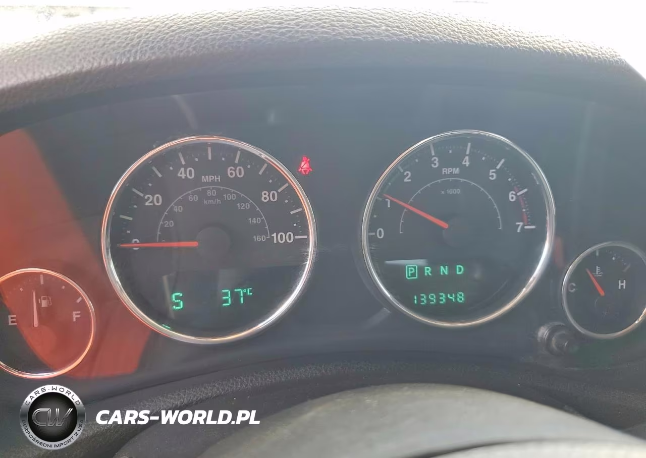 2011 Jeep Wrangler Unlimited Sport VIN:1J4BA3H15BL579244 - 9