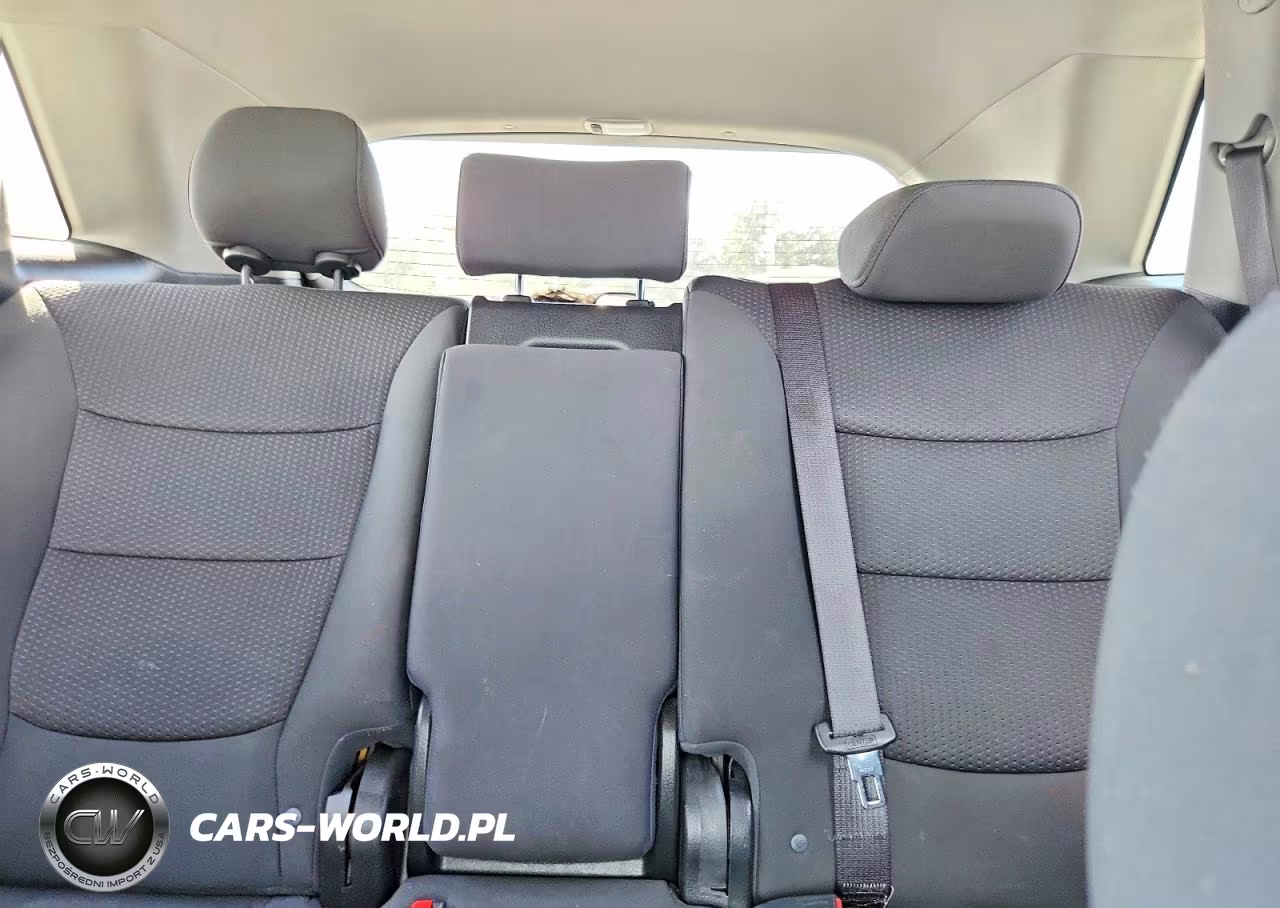 2011 Kia Sorento Lx VIN:5XYKT3A1XBG146492 - 10