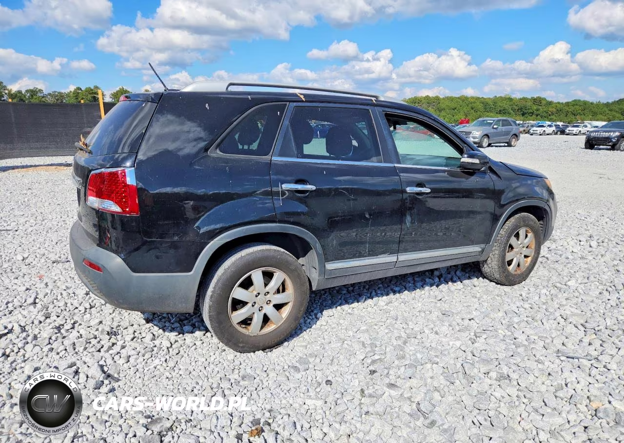 2011 Kia Sorento Lx VIN:5XYKT3A1XBG146492 - 3
