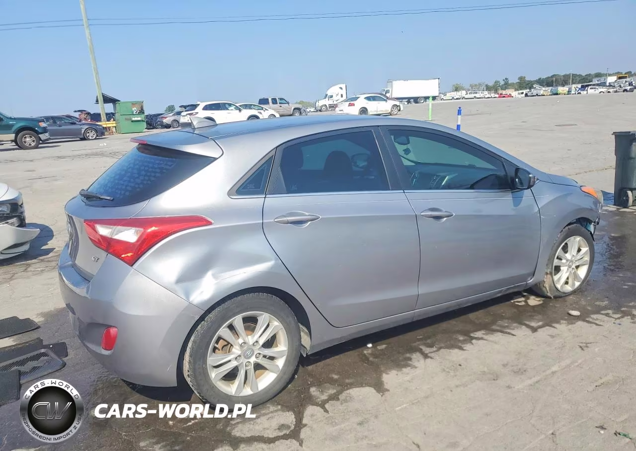 2013 Hyundai Elantra Gt Base VIN:KMHD35LE6DU127939 - 3