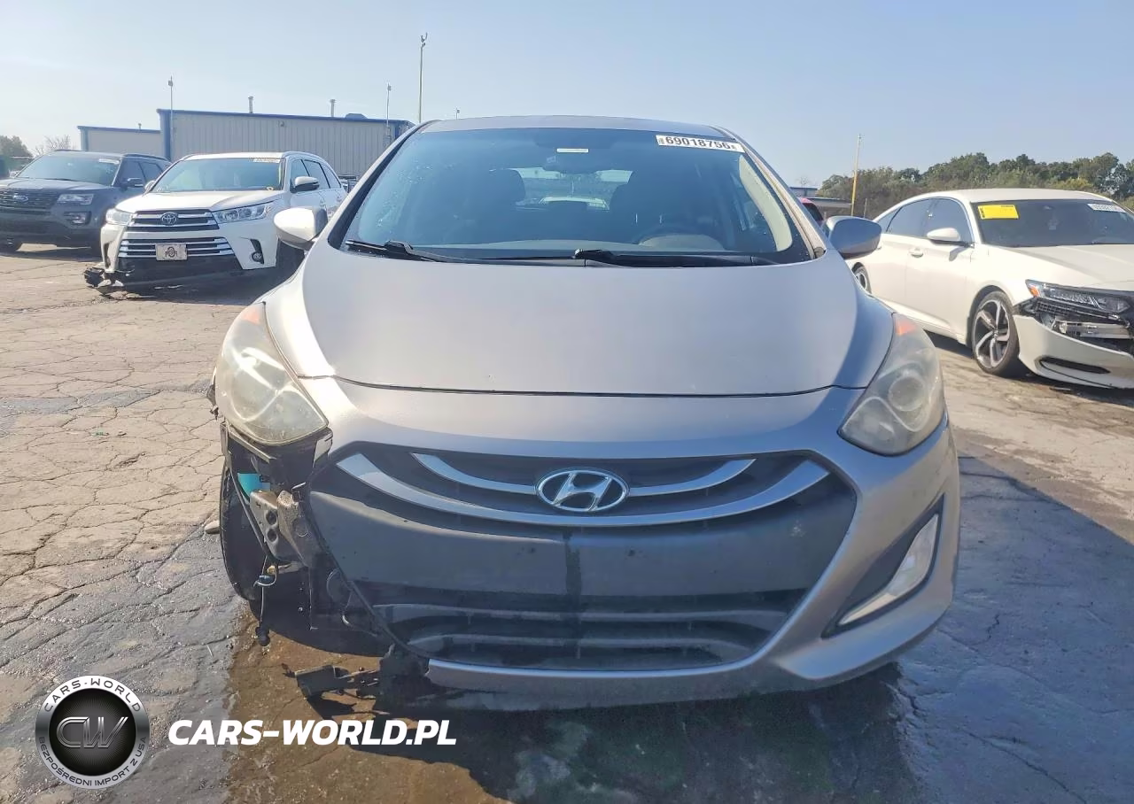 2013 Hyundai Elantra Gt Base VIN:KMHD35LE6DU127939 - 5
