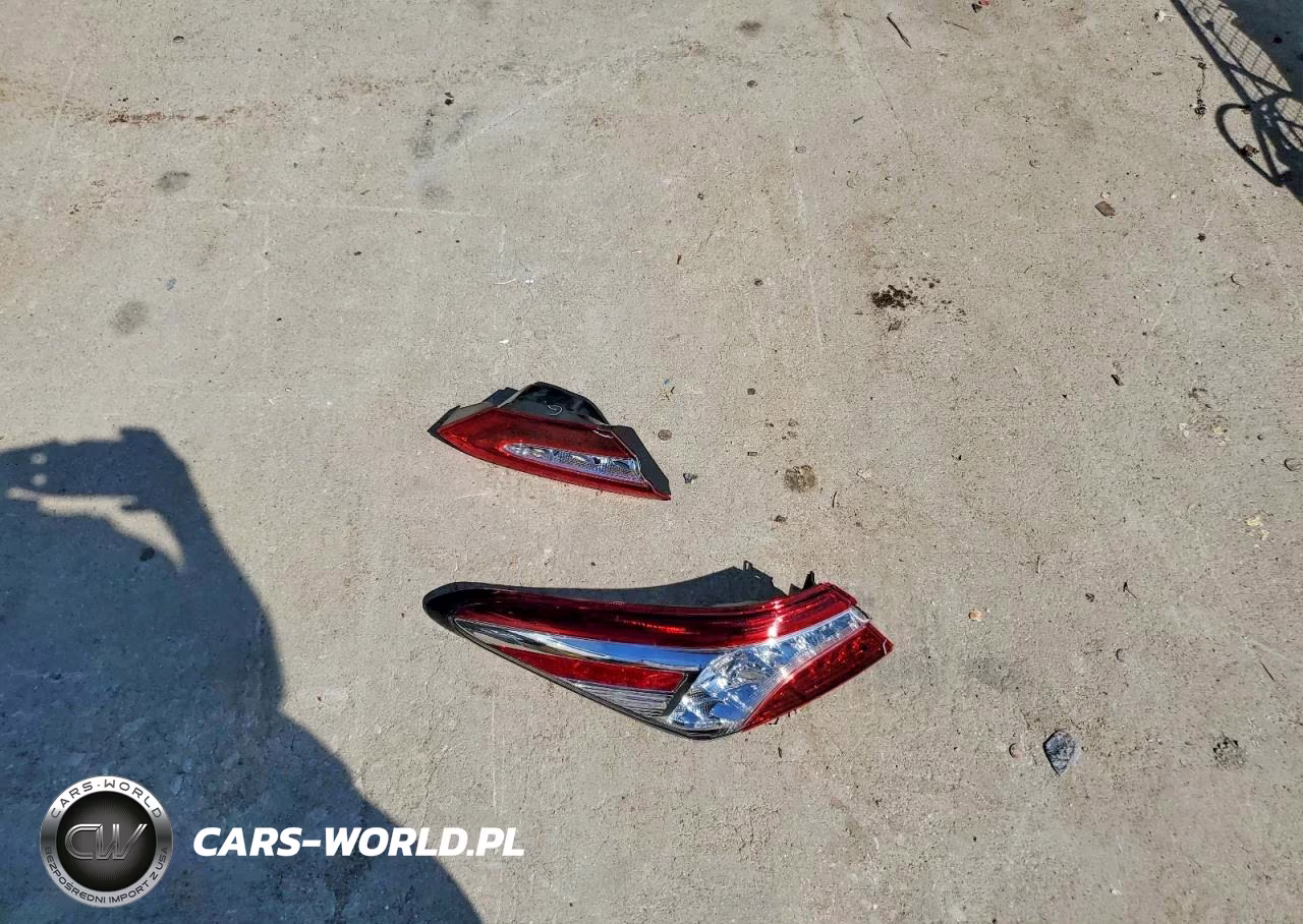 2020 Toyota Camry Xse VIN:4T1K61AK9LU330810 - 12