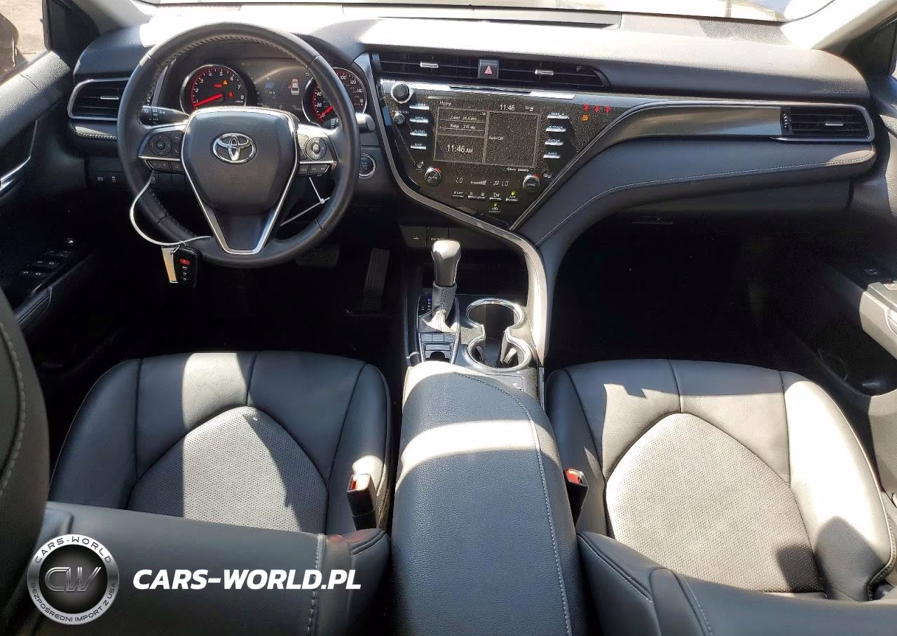 2020 Toyota Camry Xse VIN:4T1K61AK9LU330810 - 8