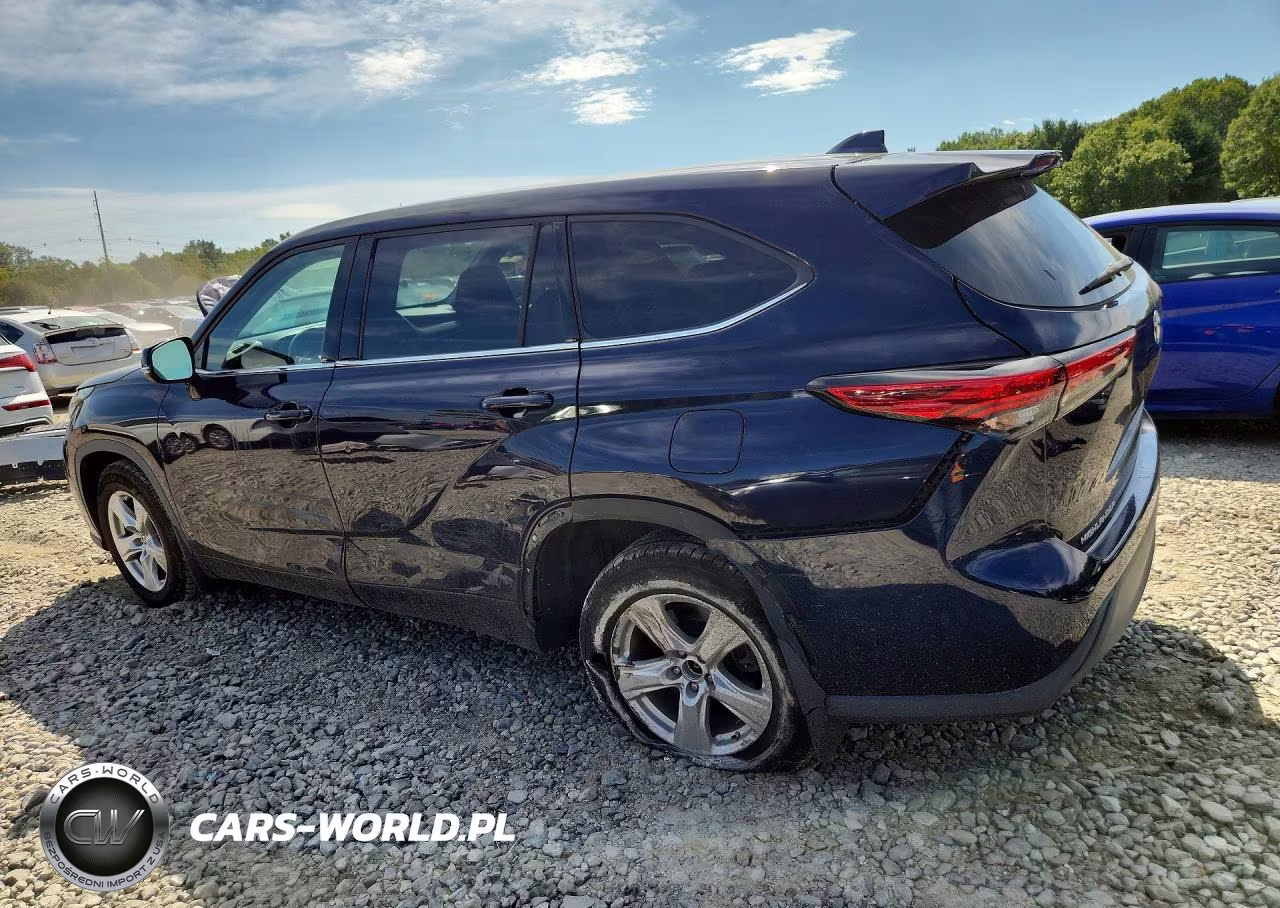 2020 Toyota Highlander Le VIN:5TDBZRBH7LS008913 - 2