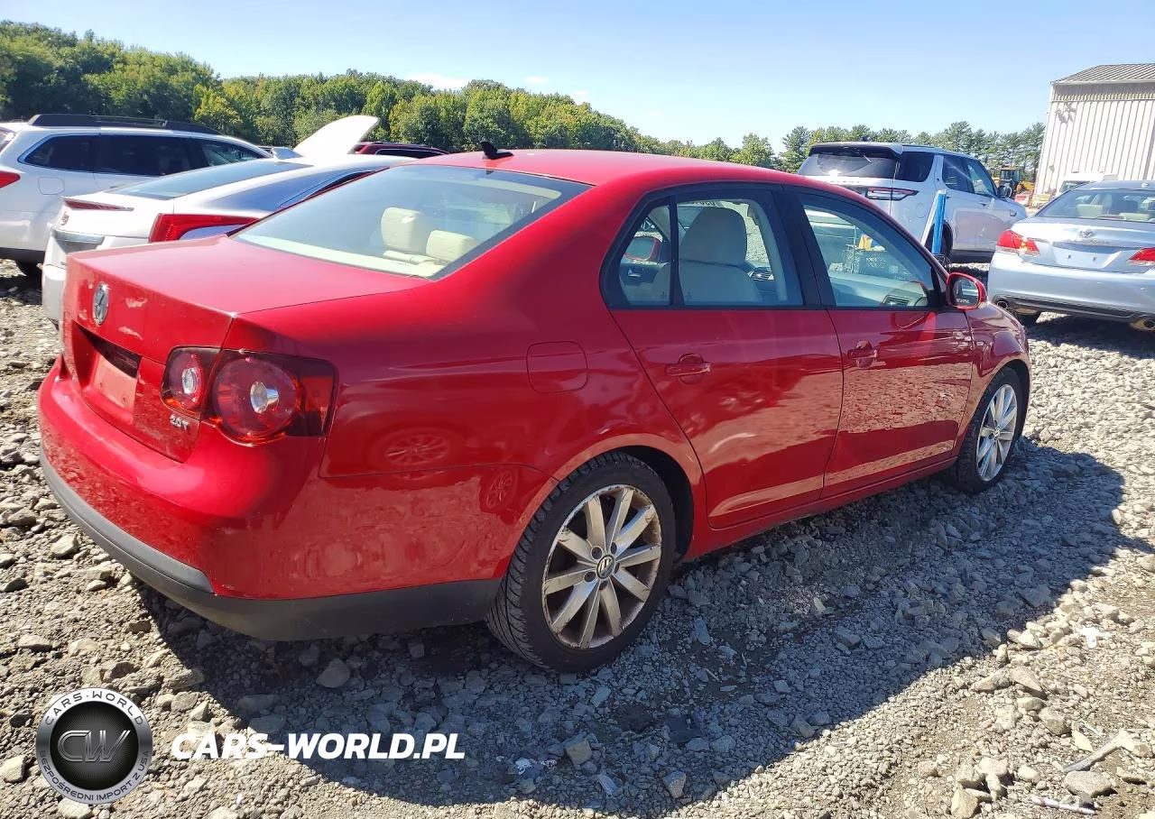 2010 Volkswagen Jetta Wolfsburg VIN:3VWRA7AJ4AM065773 - 3