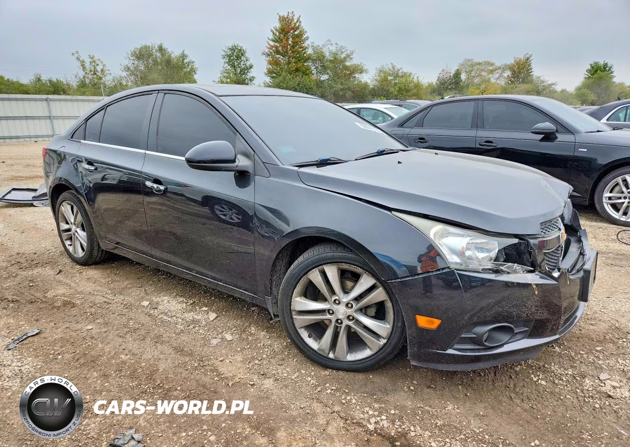 2013 Chevrolet Cruze Ltz VIN:1G1PG5SB1D7258717 - 4