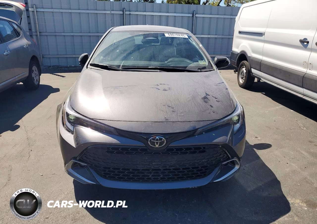 2026 Toyota Corolla Xse VIN:JTNC4MBE7T3256409 - 5