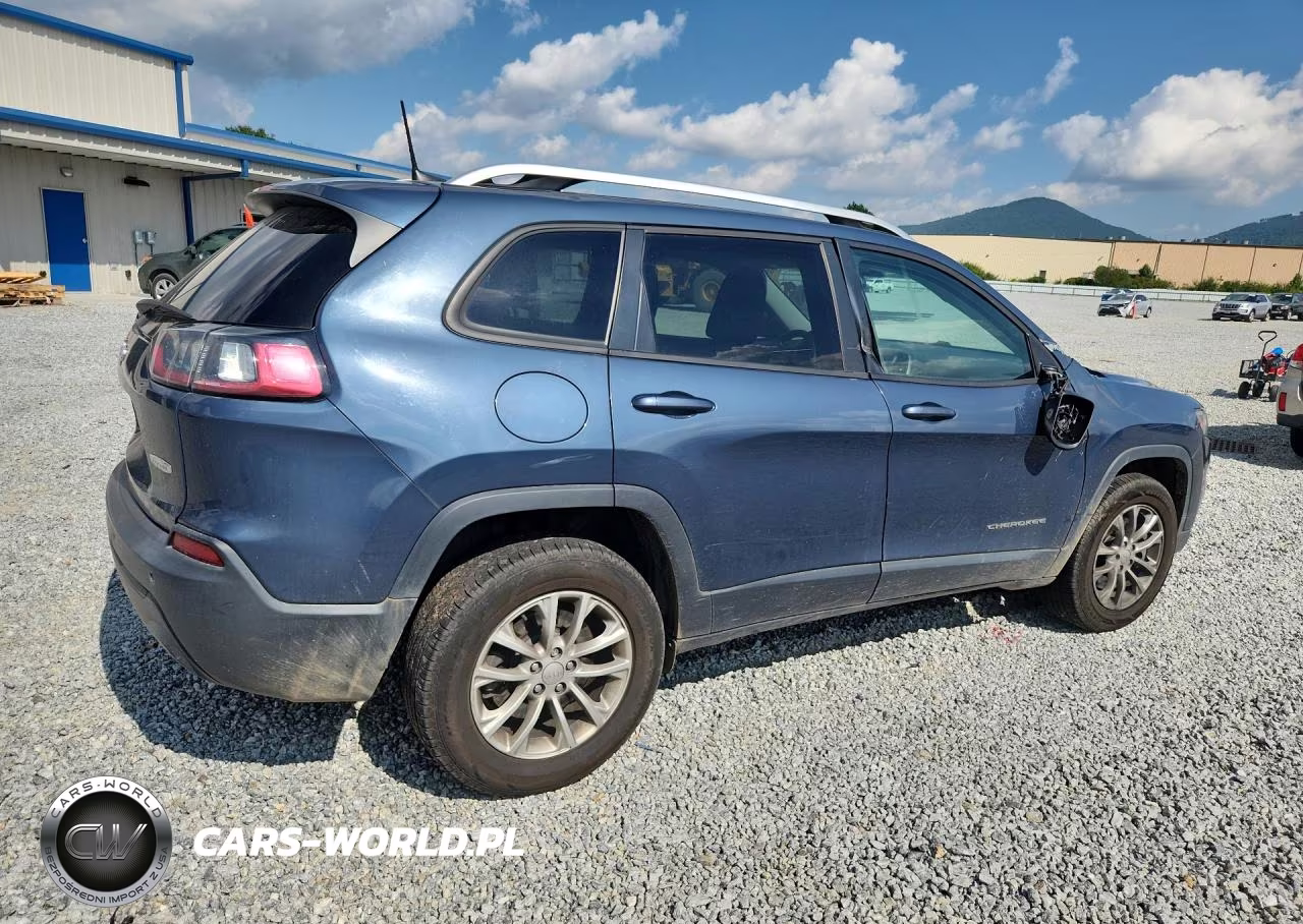 2020 Jeep Cherokee Latitude VIN:1C4PJMCB1LD533956 - 3