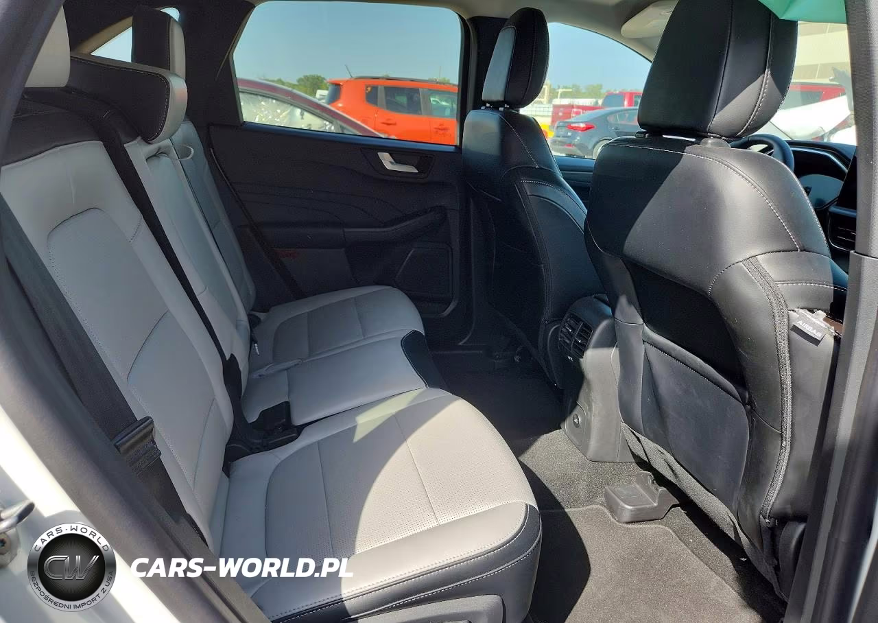 2025 Ford Escape Platinum VIN:1FMCU9JZ1SUA15116 - 11
