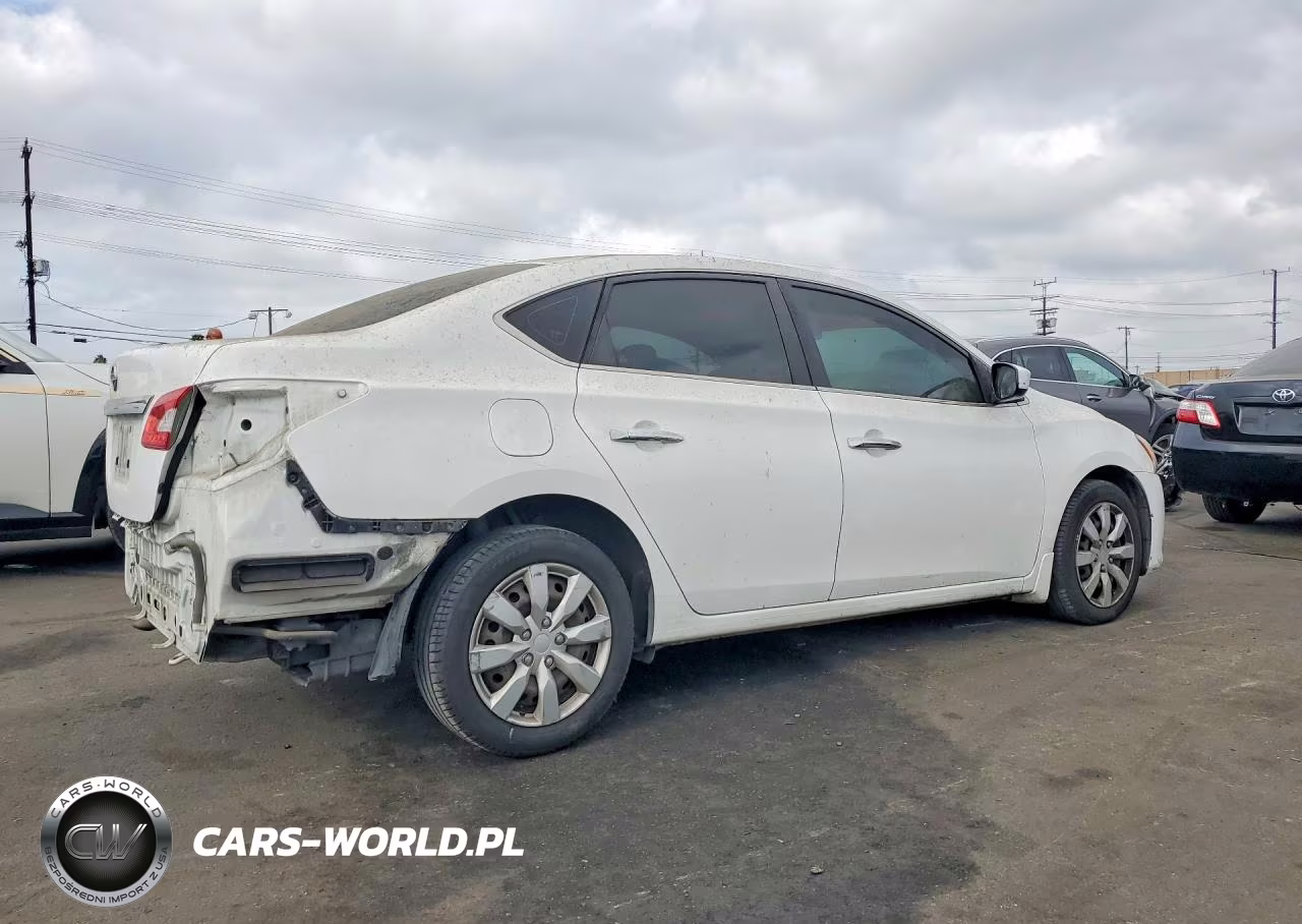 2015 Nissan Sentra S VIN:3N1AB7AP5FY285427 - 3